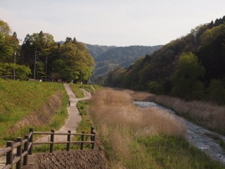 まだまだ続く まだまだ続く